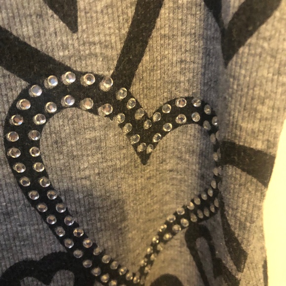 Victoria’s Secret Pink Bling Gray Heart Tank Top Size Small NWOT - Picture 2 of 5